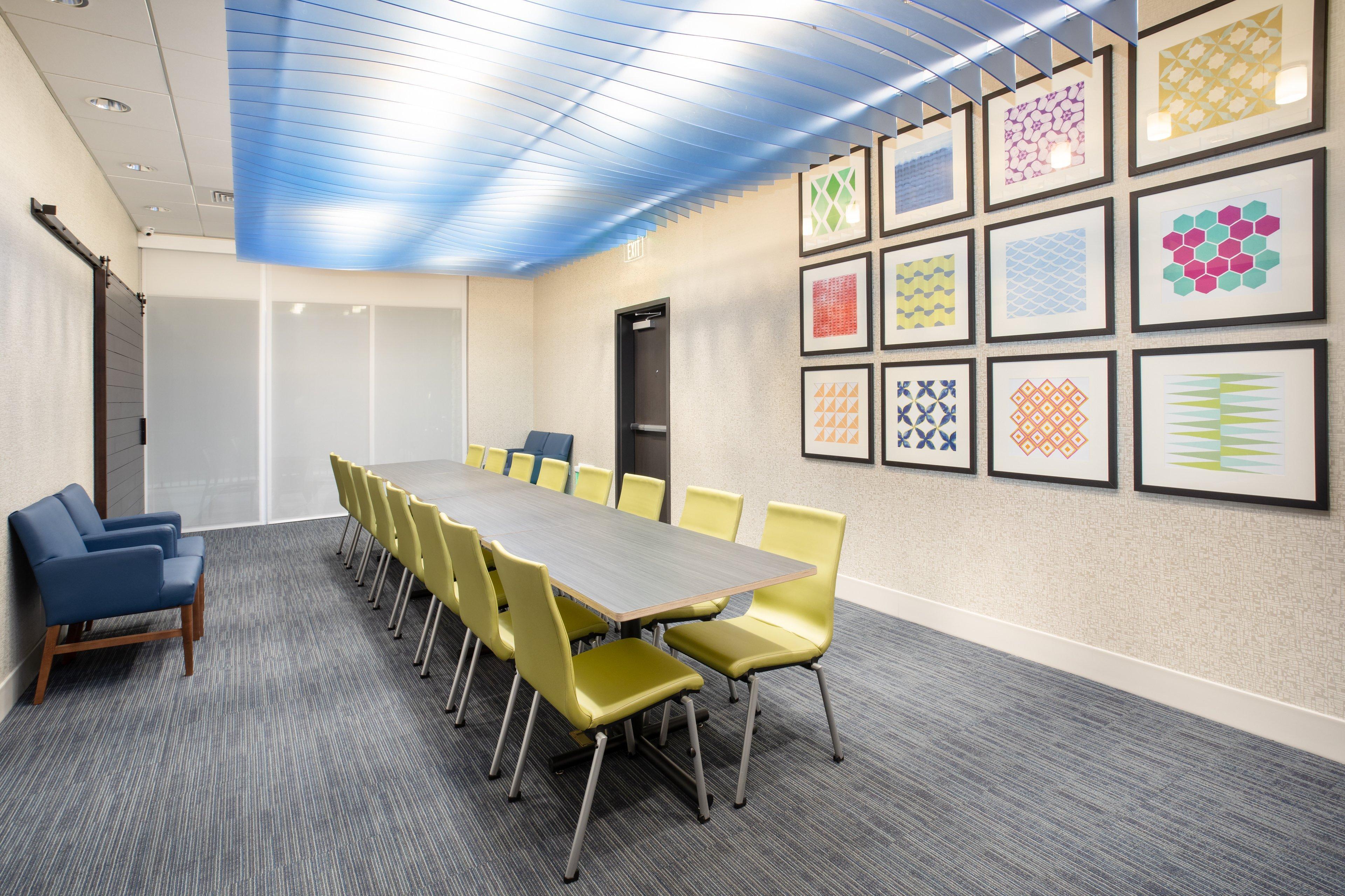 Holiday Inn Express & Suites - Ely By Ihg Buitenkant foto